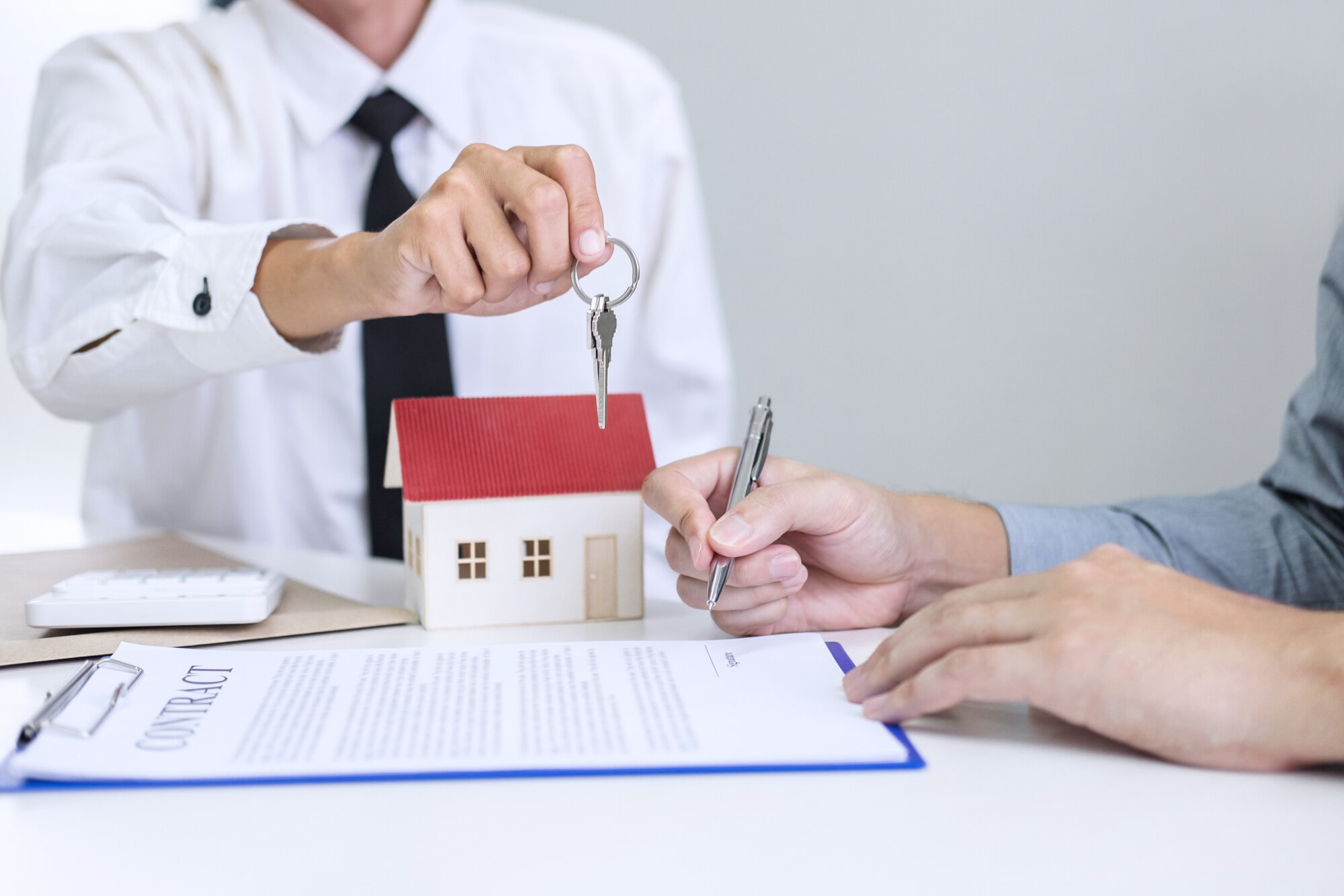 The Benefits of Signing Long-Term Lease Agreements